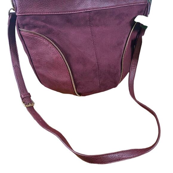 Steve Madden Burgundy Bskylar Vegan Leather Bucket Crossbody Bag Women - Picture 6 of 16